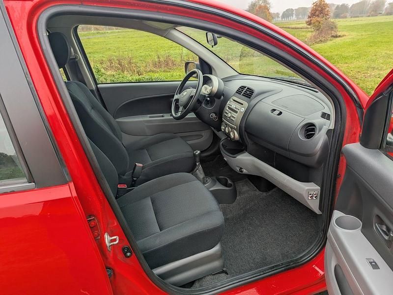 Gebraucht Subaru Justy Trend 69 PS (50 kW) 2009 Rot Kleinwagen
