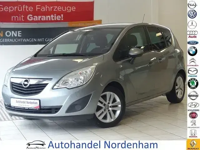 Käytetty Mercedes A180 Style 2010 Sedan