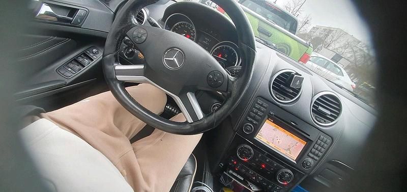 Gebraucht Mercedes ML350 Edition 2011 Schwarz SUV