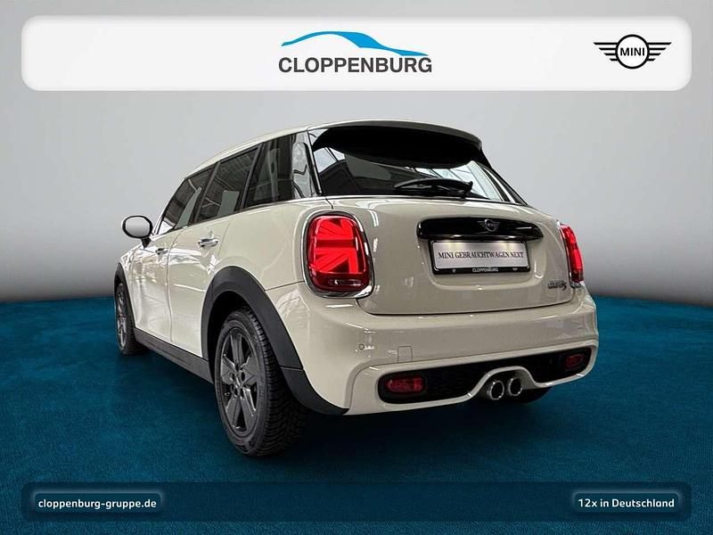 Gebraucht Mini Cooper S Chili 178 PS (130 kW) 2021 Pepper white Kleinwagen