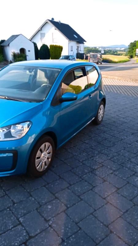 Gebraucht VW Golf VII 60 PS (44 kW) 2019 Blau Kleinwagen