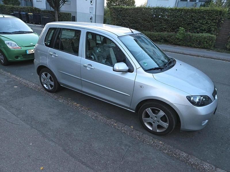 Gebraucht 2009 Mazda 2 Kleinwagen | 900 € (Superpreis) - Bild 1/4
