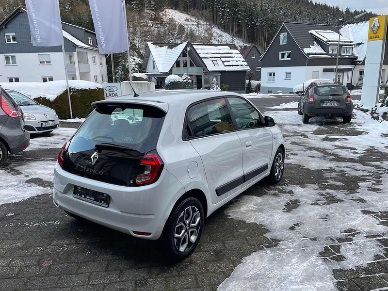 Gebraucht Renault Twingo LIMITED 73 PS (53 kW) 2020 Crystal weiss Kleinwagen