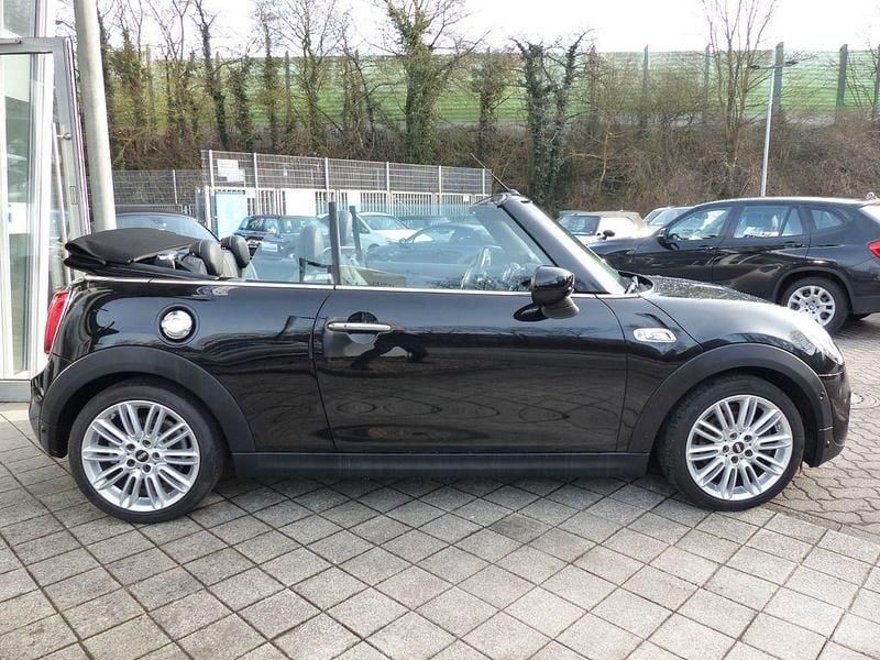 Gebraucht Mini Cooper S Cabriolet Chili 192 PS (141 kW) 2019 Schwarz Cabrio