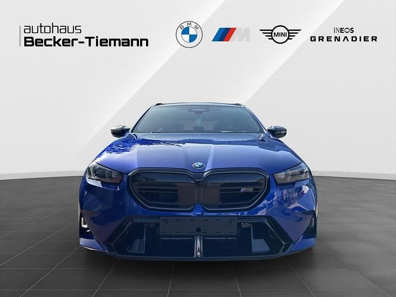 Neu BMW M5 Exclusive 727 PS (534 kW) 2026 Blau Kombi