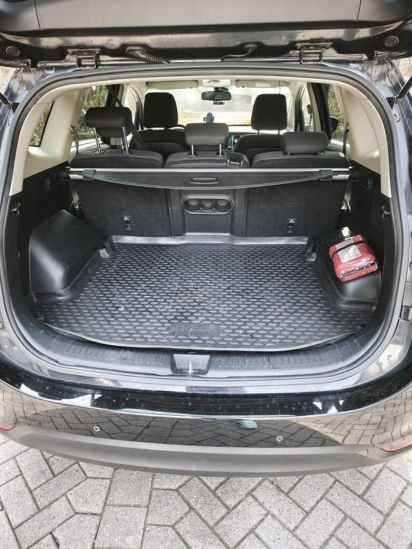 Gebraucht Kia Carens 136 PS (100 kW) 2016 Van / Kleinbus