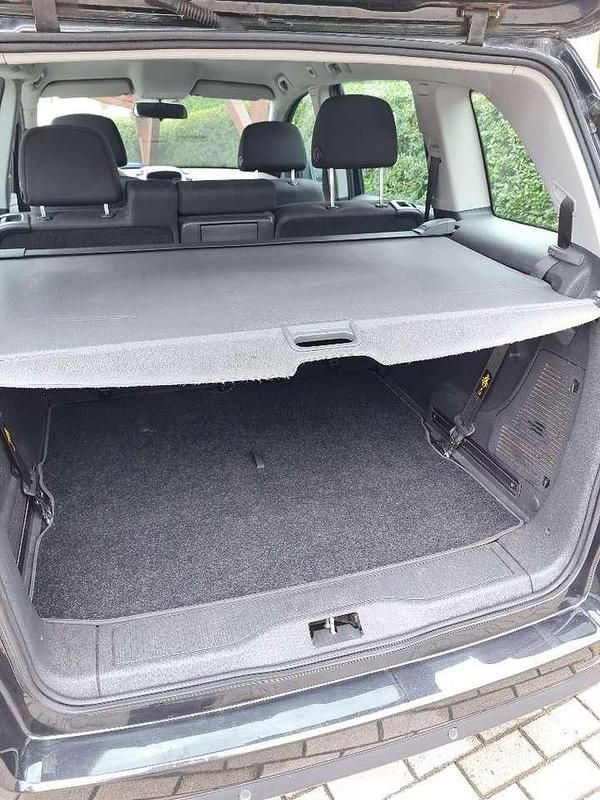 Schwarz Gebraucht 2013 Opel Zafira Family Van / Kleinbus | 5.500 € (Guter Preis) - Bild 1/4