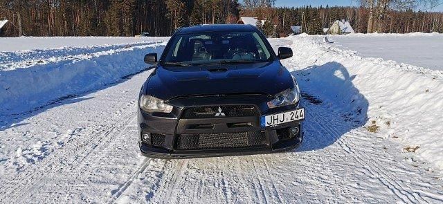 Used Mitsubishi Lancer Evolution 295 HP (216 kW) 2014 Black Sedan
