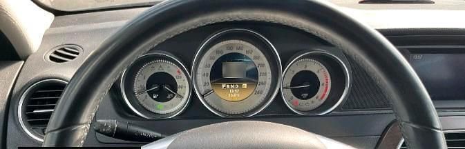 Gebraucht Mercedes C220 170 PS (125 kW) 2011 Grau Limousine