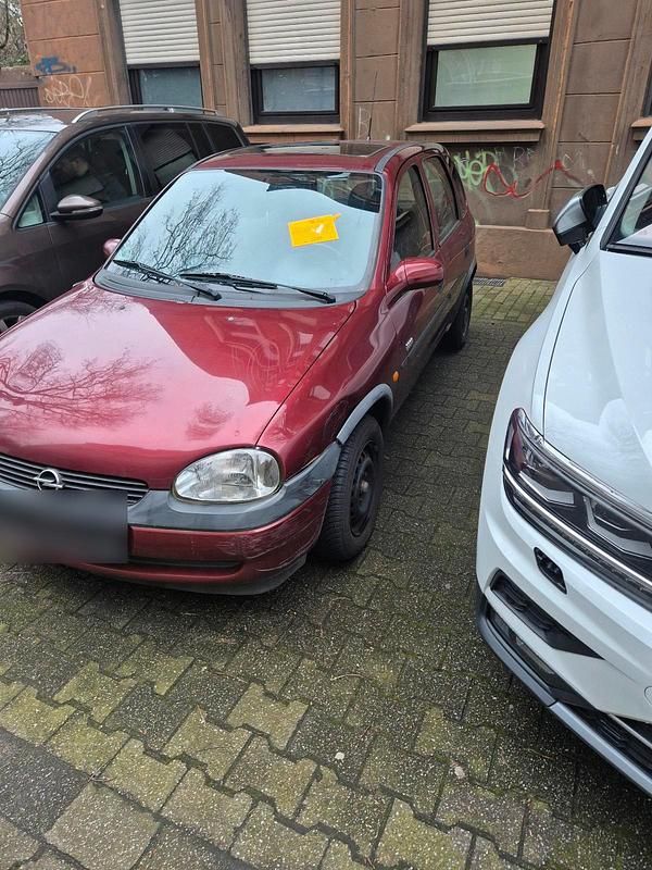 Second-hand Opel Corsa 65 CP (47 kW) 2000 Roșu Break