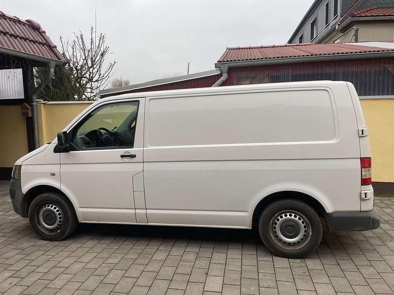 Gebraucht VW T5 102 PS (75 kW) 2010 Weiß Van