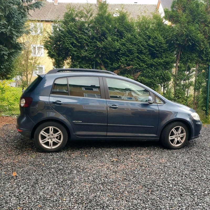 Gebraucht VW Golf Plus Cross 160 PS (117 kW) 2008 Blau Van / Kleinbus