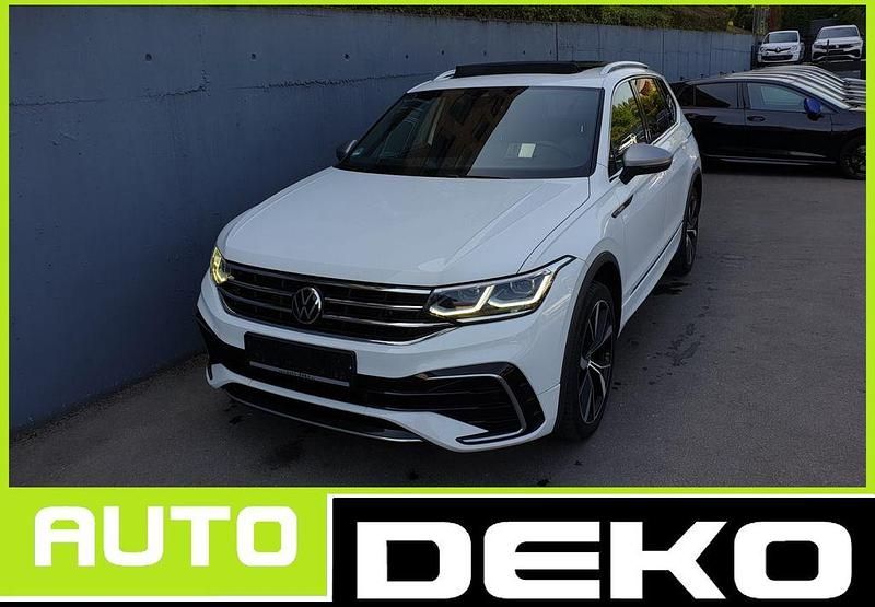 Weiß Gebraucht 2022 VW Tiguan Allspace R-line SUV | 29.730 € (Etwas zu teuer) - Bild 1/4