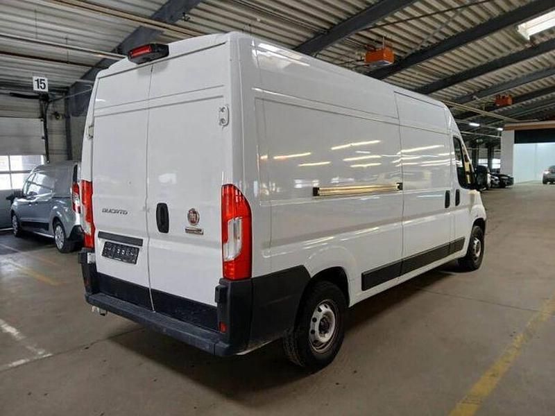 Gebraucht Fiat Ducato 140 PS (102 kW) 2024 Colore esterno (weiss (pastell)) Van
