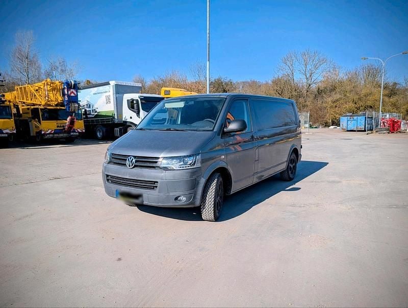 Gebraucht VW T5 2011 Grau Van