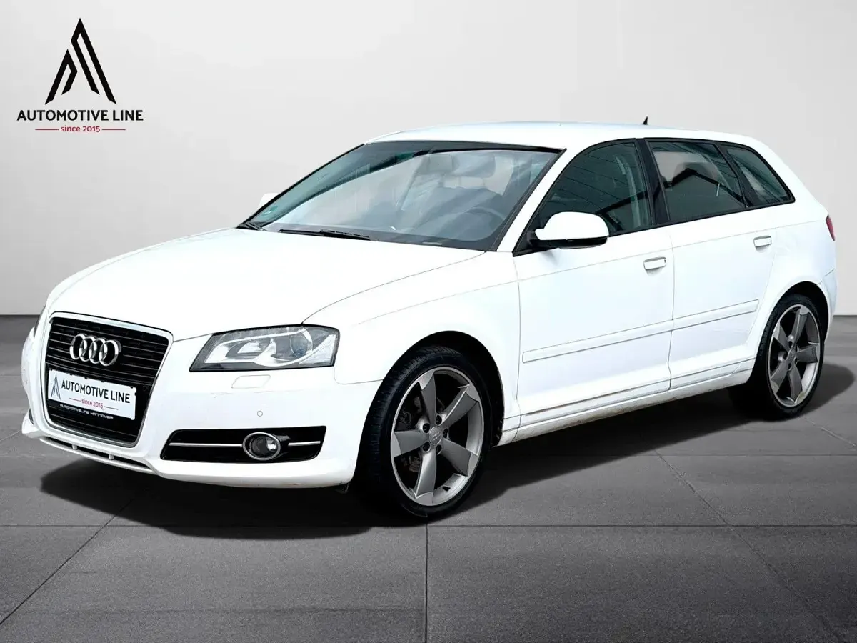 Gebraucht Audi A3 Sport 125 PS (91 kW) 2010 Weiß Kleinwagen