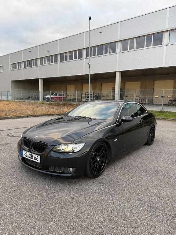 Schwarz Gebraucht 2007 BMW 335 Cabriolet Performance Cabrio | 16.900 € (Guter Preis) - Bild 1/4