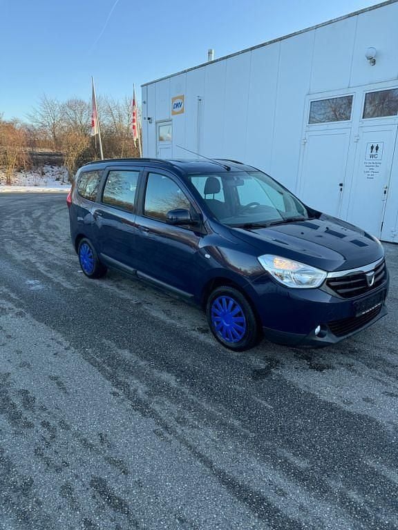 Blau Gebraucht 2015 Dacia Lodgy Lauréate Van / Kleinbus | 3.500 € (Superpreis) - Bild 1/4