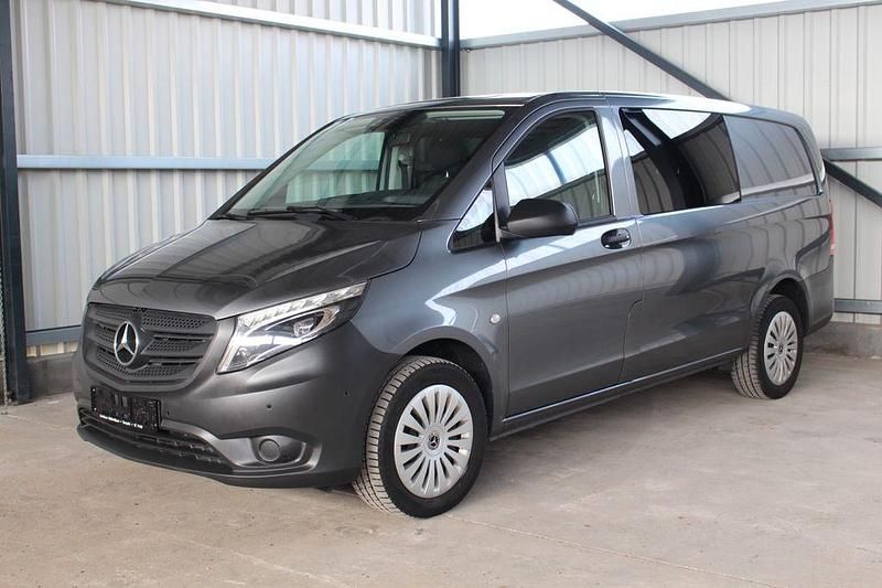 Gebraucht Mercedes Vito 190 PS (139 kW) 2020 Grau Van