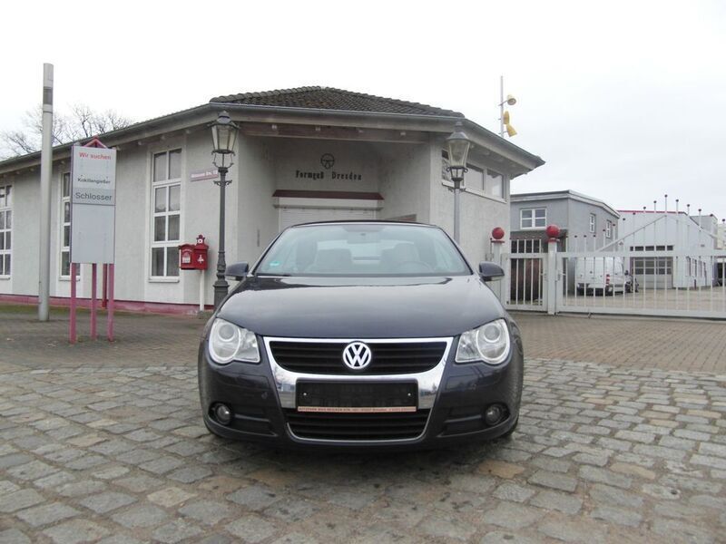 Blau Gebraucht 2006 VW Eos Cabrio | 2.300 € (Superpreis) - Bild 1/4