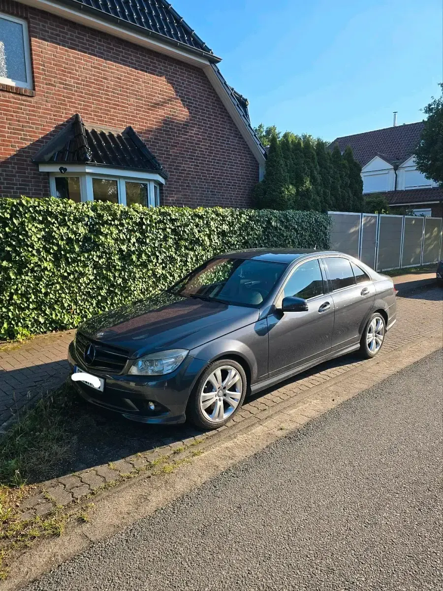Gebraucht Mercedes C350 AMG line 231 PS (169 kW) 2009 Grau Limousine