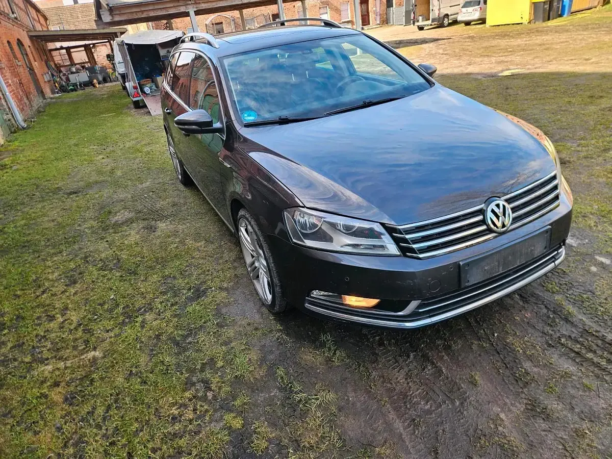 Gebraucht VW Passat 170 PS (125 kW) 2010 Braun Kombi
