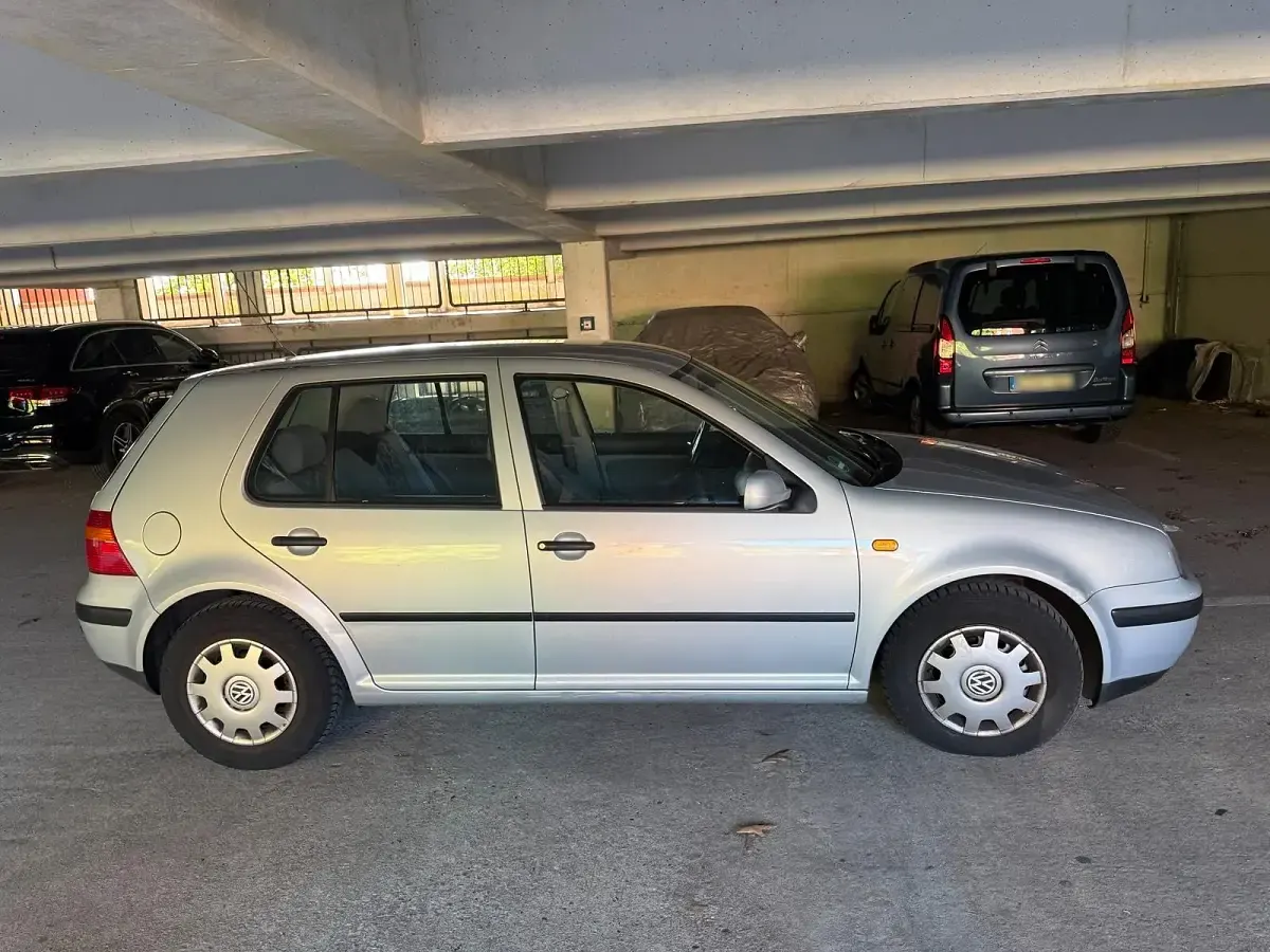 Gebraucht VW Golf III 75 PS (55 kW) 1998 Grau Kleinwagen