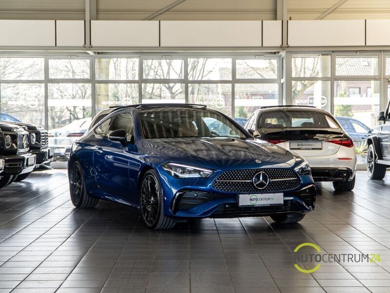 Blau Neu 2025 Mercedes CLE200 AMG Line Premium Plus Coupé | 61.990 € (Fairer Preis) - Bild 1/4