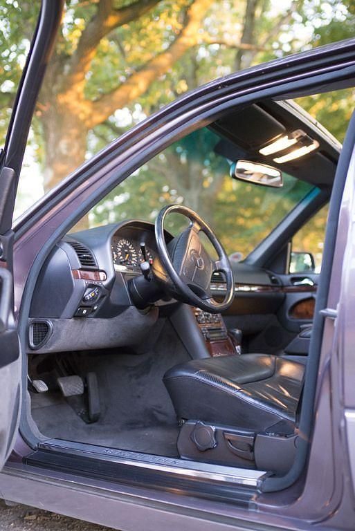 Usata Mercedes E400 286 CV (210 kW) 1992 Viola Berlina
