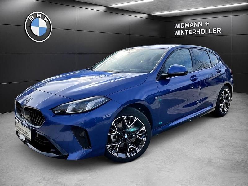 Blau Gebraucht 2025 BMW 120 M Sport Kleinwagen | 33.890 € (Etwas zu teuer) - Bild 1/3