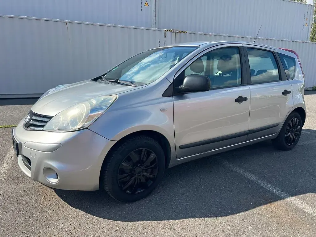 Gebraucht Nissan Note Acenta 88 PS (64 kW) 2009 Silber Kleinwagen