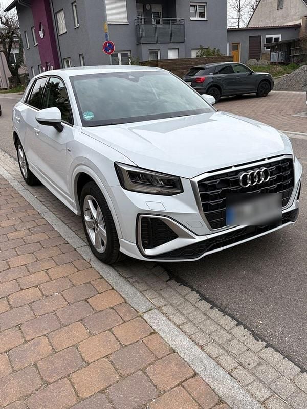 Gebraucht Audi Q2 S-Line 150 PS (110 kW) 2025 Weiß SUV