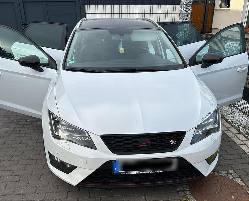 Weiß Gebraucht 2015 Seat Leon ST FR Kombi | 9.000 € (Superpreis) - Bild 1/4