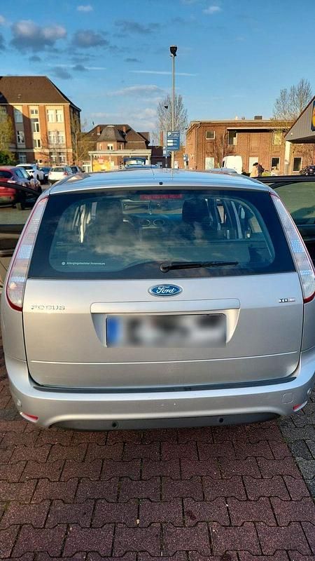 Usata Ford Focus 109 CV (80 kW) 2009 Argento Station wagon