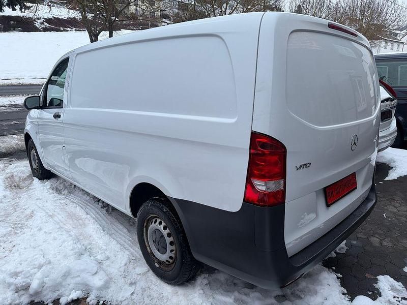 Gebraucht Mercedes Vito 163 PS (119 kW) 2017 Weiß Van