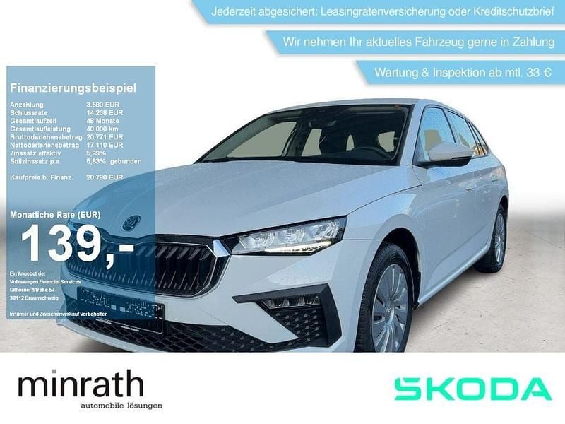 Weiß Gebraucht 2025 Skoda Scala Essence Kleinwagen | 20.790 € (Superpreis) - Bild 1/4