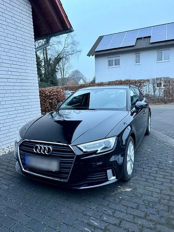 Gebraucht Audi A3 Sport 150 PS (110 kW) 2017 Schwarz Limousine