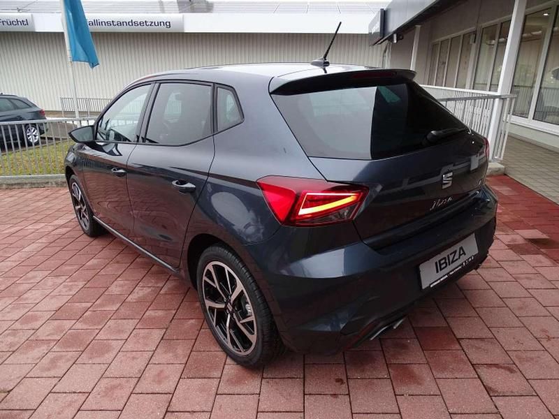 Neu Seat Ibiza FR 116 PS (85 kW) 2026 Magnetic grau (metallic) Kleinwagen