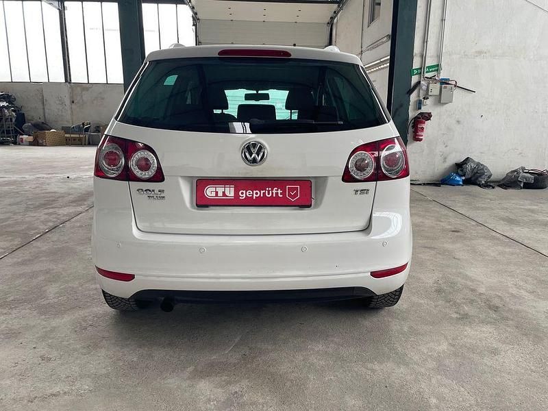 Gebraucht VW Golf VII Style 105 PS (77 kW) 2012 Weiß Limousine