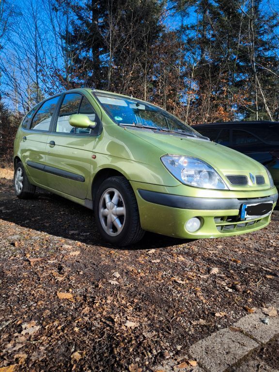 Grün Gebraucht 2000 Renault Scénic Van / Kleinbus | 1.200 € (Fairer Preis) - Bild 1/4