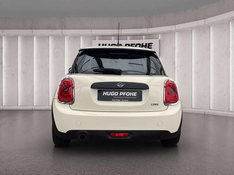 Gebraucht Mini ONE 102 PS (75 kW) 2020 Weiss Kleinwagen