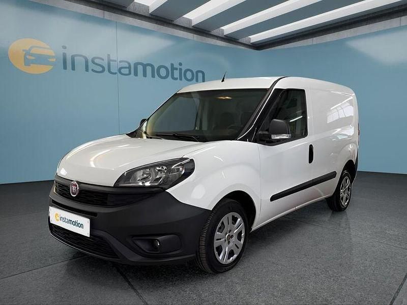 Gebraucht Fiat Doblò 90 PS (66 kW) 2022 Weiß Van / Kleinbus