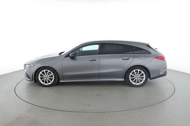 Gebraucht Mercedes CLA200 Shooting Brake AMG line 163 PS (119 kW) 2021 Grau Kombi