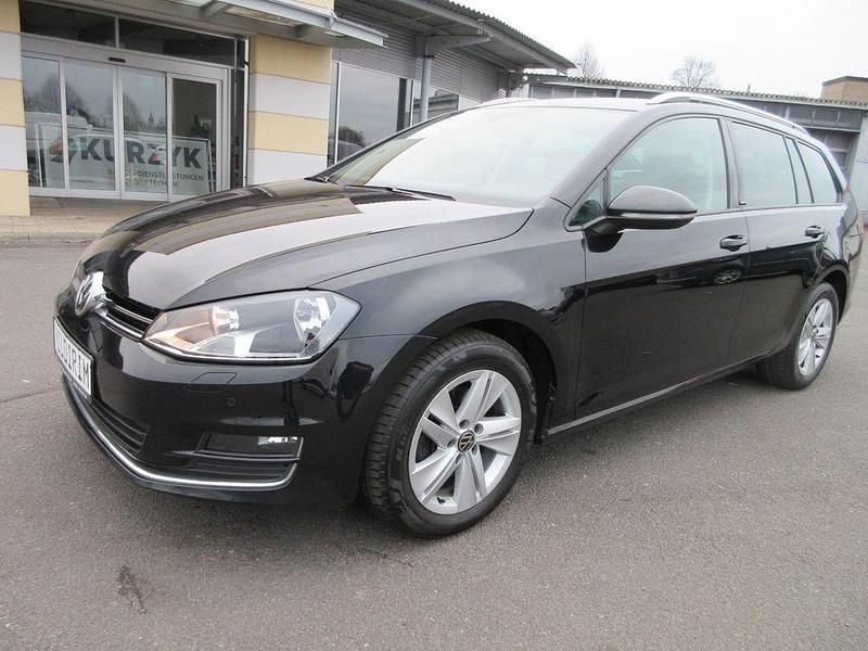 Schwarz Gebraucht 2016 VW Golf VII Allstar Kombi | 10.995 € (Etwas zu teuer) - Bild 1/4