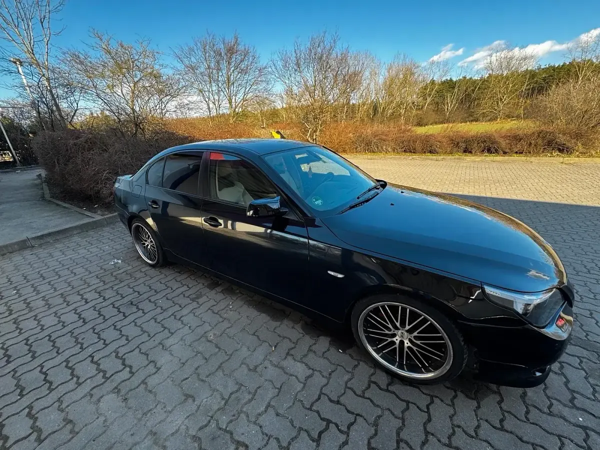 Gebraucht BMW 530 218 PS (160 kW) 2003 Schwarz Limousine