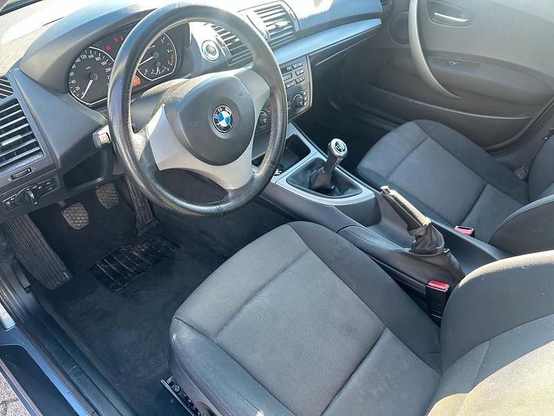 Gebraucht BMW 116 116 PS (85 kW) 2004 Grau Kleinwagen