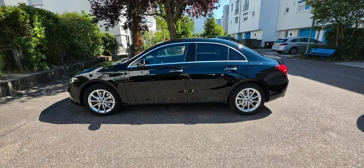 Gebraucht Mercedes A250 218 PS (160 kW) 2020 Schwarz Limousine