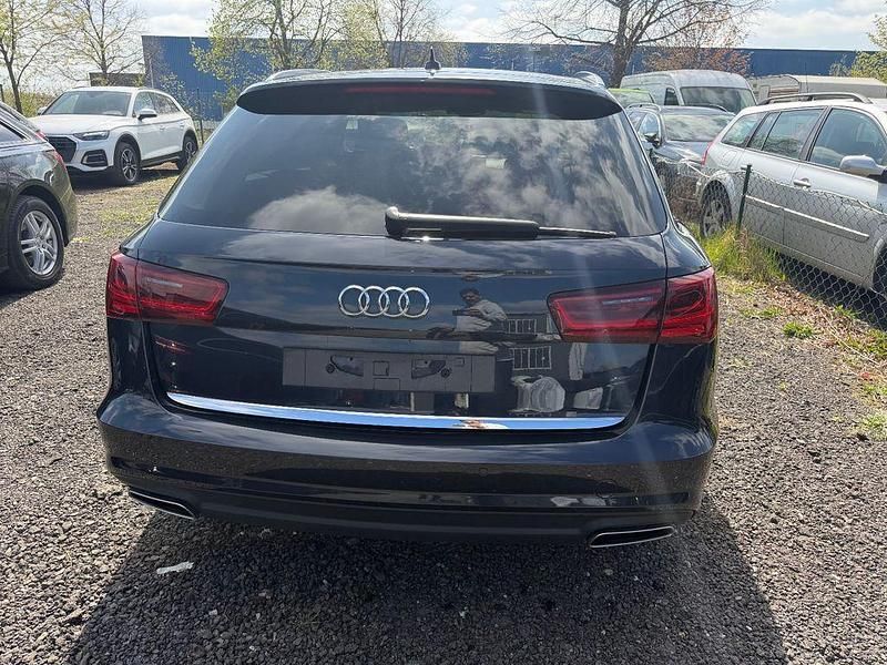 Gebraucht Audi A6 Sport 190 PS (139 kW) 2017 Blau Kombi