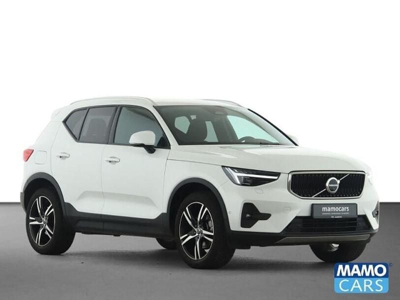 Gebraucht Volvo XC40 Core 163 PS (119 kW) 2025 Weiß SUV
