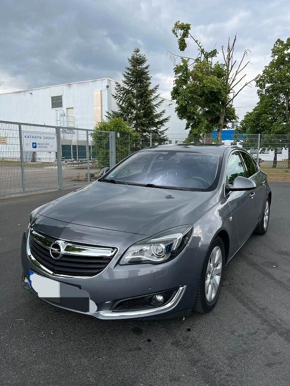 Grau Gebraucht 2016 Opel Insignia Business Innovation Limousine | 10.499 € (Fairer Preis) - Bild 1/4